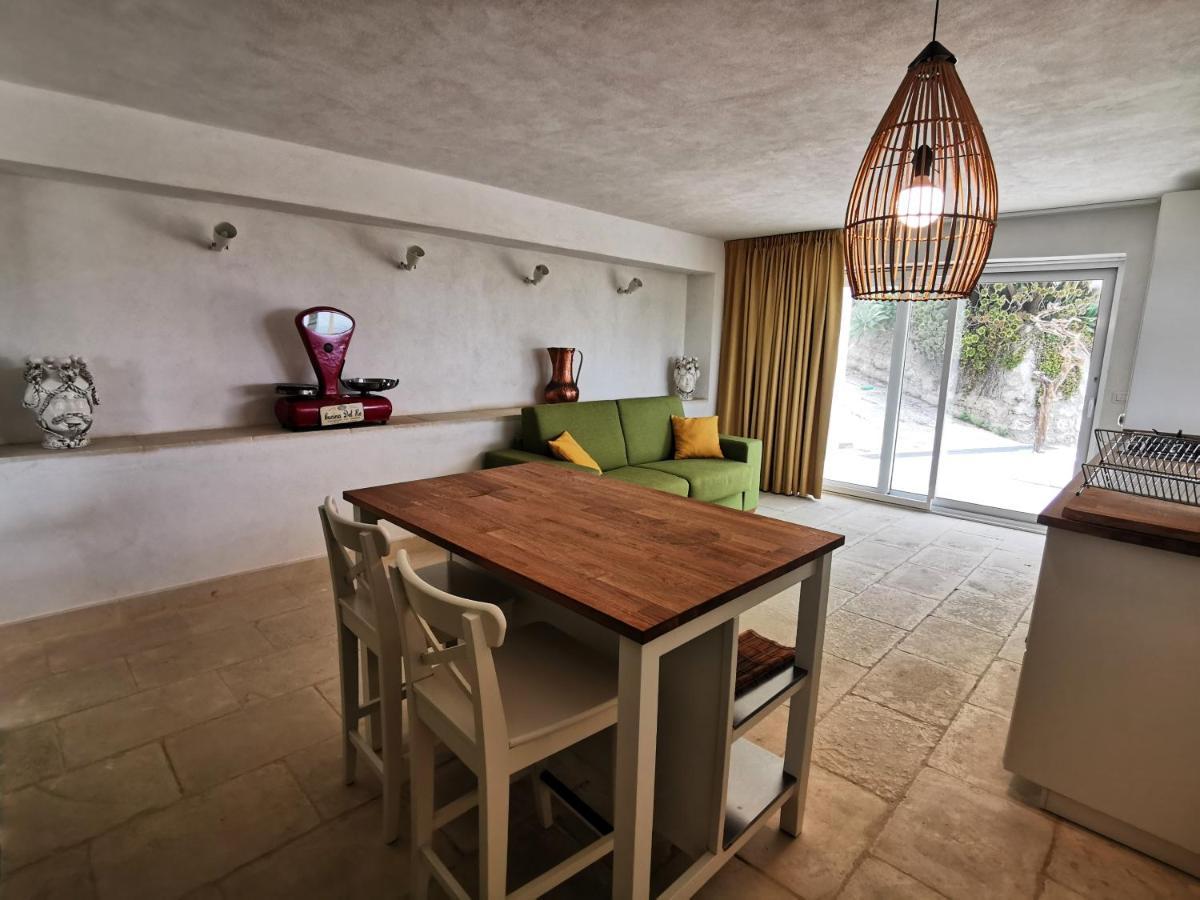 Casa Del Mandorlo Apartman Noto Kültér fotó